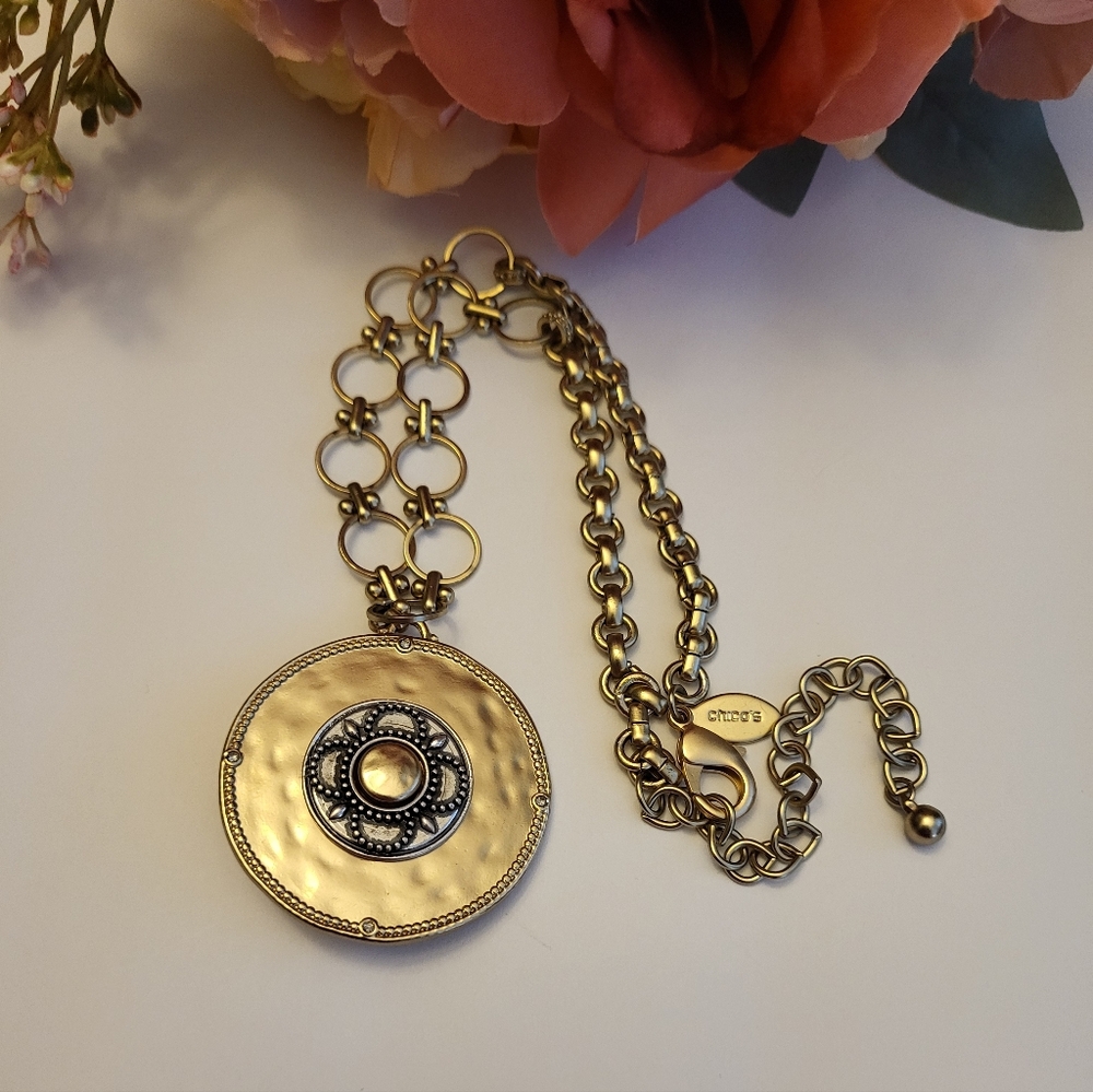 Chico's Jewelry Necklace Reversible Medallion Hammered Pendant Crystal Goldtone